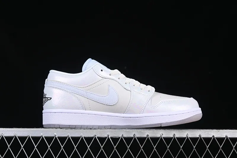 All Categories Air Jordan Jordan Series Basketball Shoes Air Jordan 1 Low Air Jordan 1 Low "Year of the Snake 2025" AJ1 Joe 1 Beige Symphony Pearlescent Low-top Cultural Basketball Shoes HF4080-001